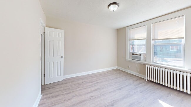 Photo - 921 19th St NE Unidad 921 19th -  2