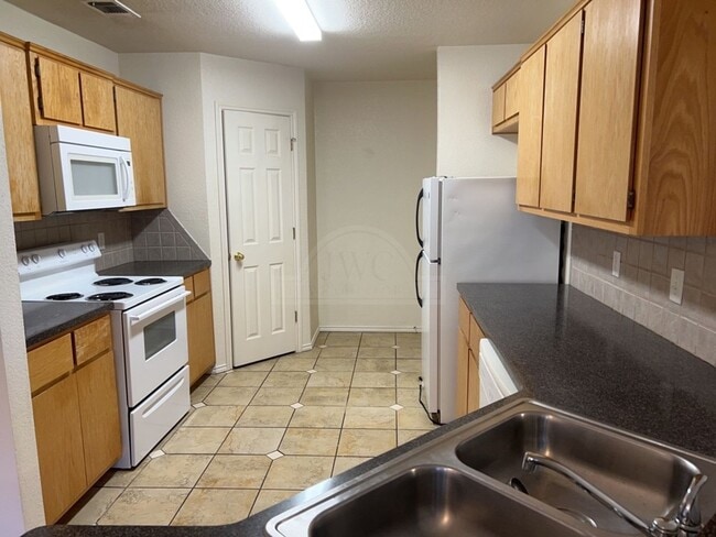 Photo - 3901 Edgefield St