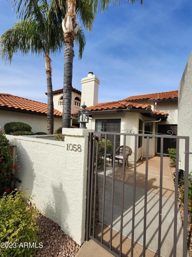 Photo - 11011 N 92nd St