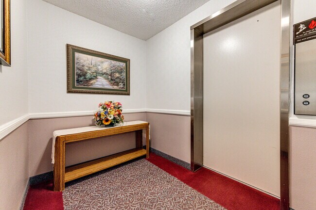 Photo - 3184 S Heather Gardens Way