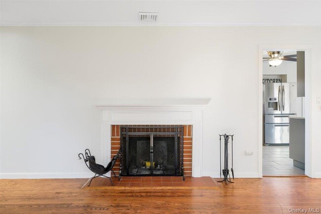 Photo - 22 Quaker Hill Rd