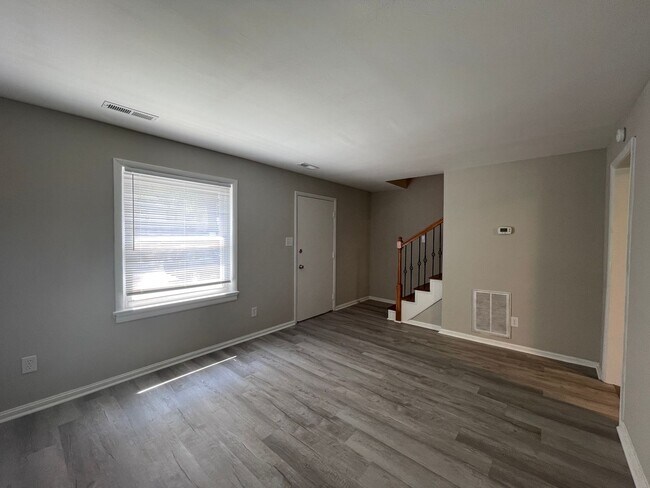 Photo - 1104 S Lombardy St Unidad A