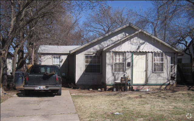 Building Photo - 615 SE 49th St Rental