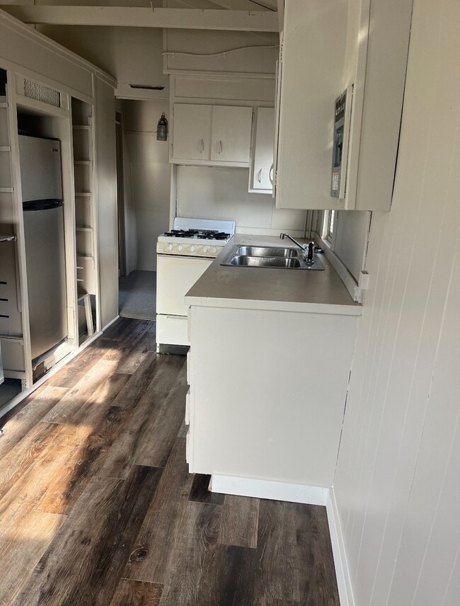 Kitchen - 3235 Saint Croix Trl S Unit 3235