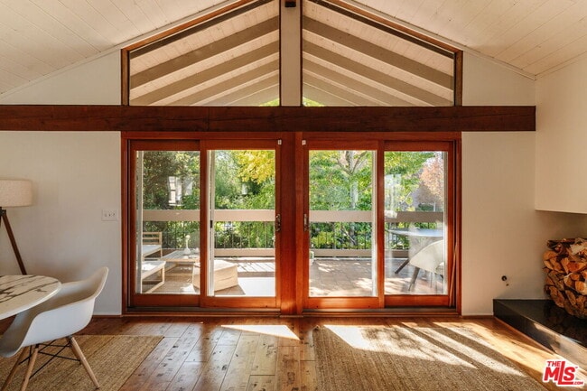 Photo - 4450 Alla Rd