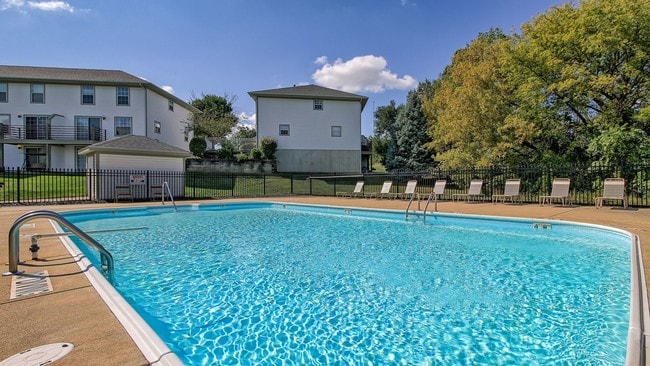 Forest Hills Townhomes