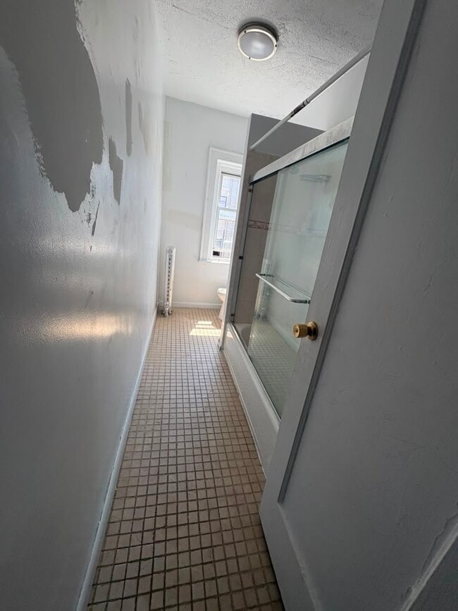 Photo - 107 Elm St Unit Apt 7