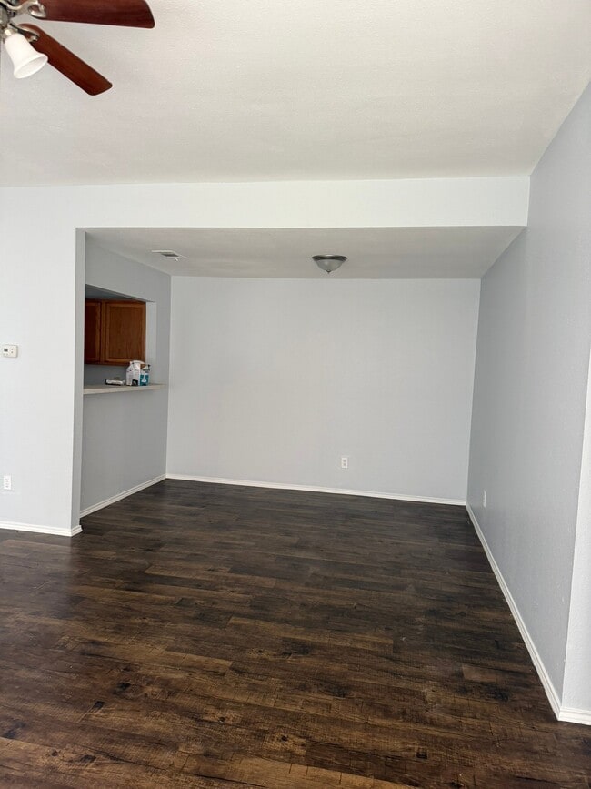 Photo - 3019 Oak Ridge Pl