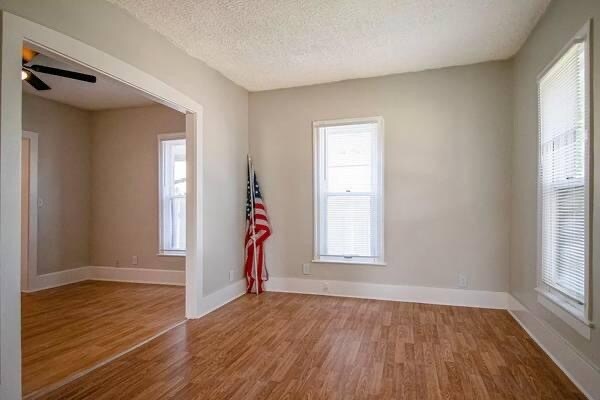 Photo - 267 Amelia St Unit 1