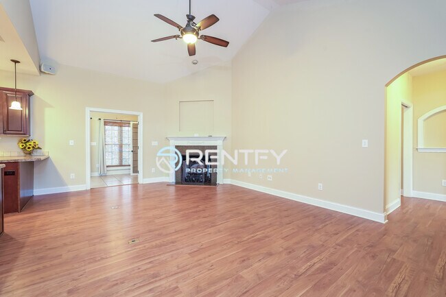 Photo - 5485 Styers Ferry Rd