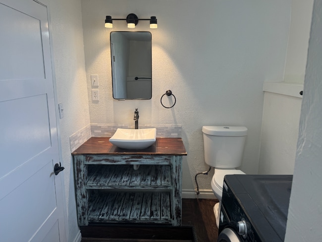 Photo - 9441 Maple Dr NE