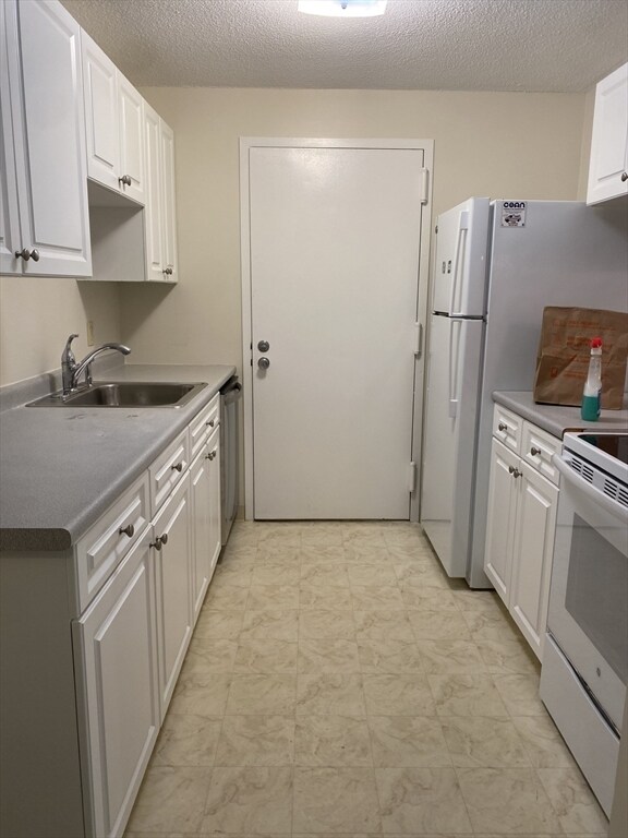 Photo - 19 Village Rock Ln Unit 8