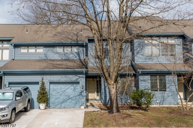 Building Photo - 9 Sturbridge Ct