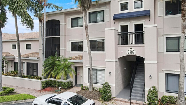 Building Photo - 2802 Sarento Pl Unit 204 Rental