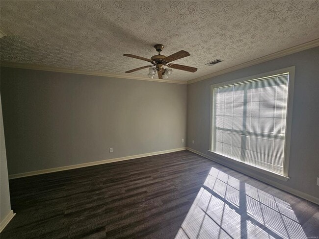 Photo - 3311 Branch St