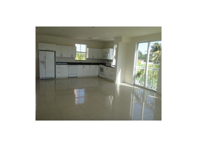 Photo - 1705 Johnson St