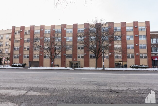Photo - 6830 N Sheridan Rd Condo Unit 269