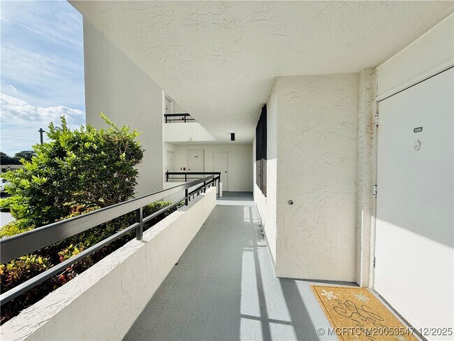 Photo - 8800 S Ocean Dr Unit 102