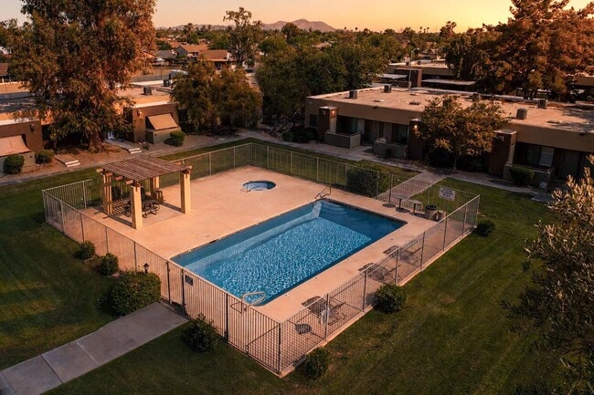 Union Hills Estates