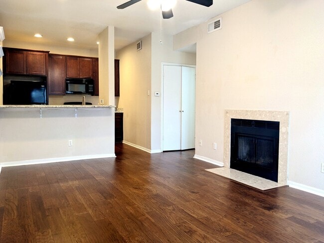Photo - 2121 El Paseo St Unit True
