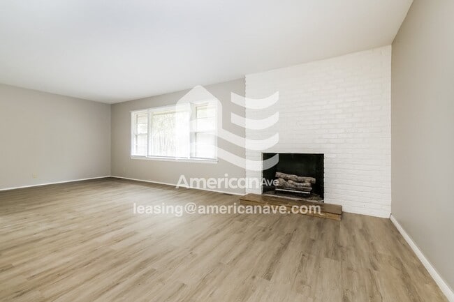 Photo - 8549 Meredith Ave