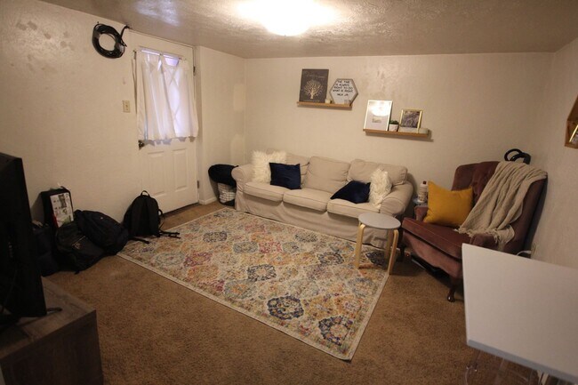 Photo - Married Apartment close to BYU Campus Unit 419