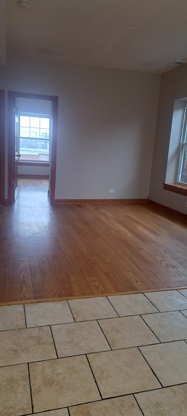 Photo - 5715 W Irving Park Rd Unit 3rd floor