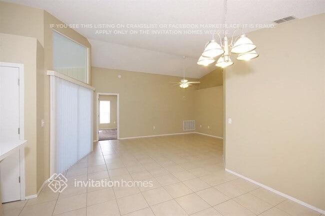 447 Emerald Cove Loop