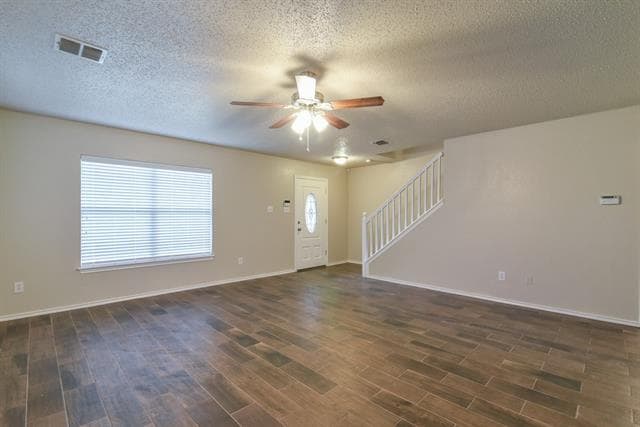 Photo - 2106 Delaford Dr