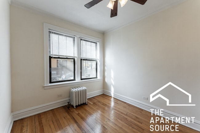 Photo - 4725 N Leavitt St Unit 1