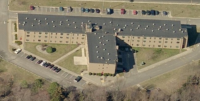 Primary Photo - Friendship Gardens