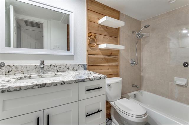 Photo - 12888 Montfort Dr Unit 156