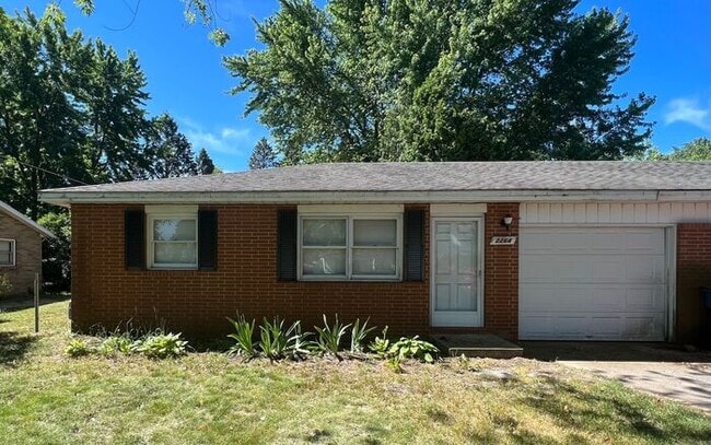 Building Photo - Updated 2 bedroom in Stevensville