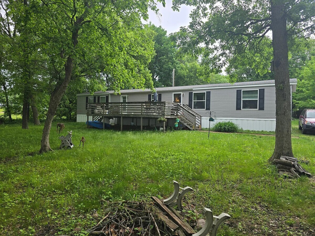 Photo - 41232 Marion Dr N