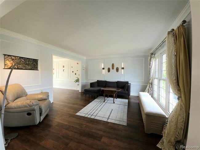 Photo - 45520 Morningside Dr
