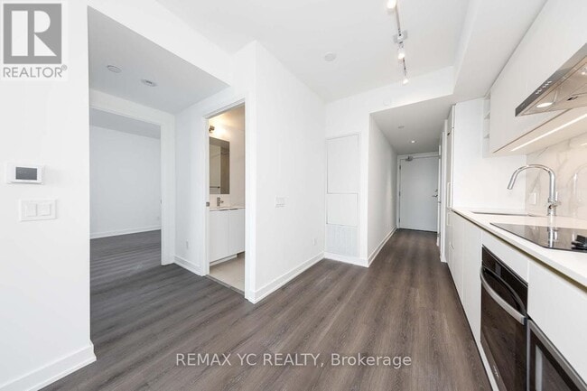 Photo - 8 Olympic Gdn Dr Unit 3105