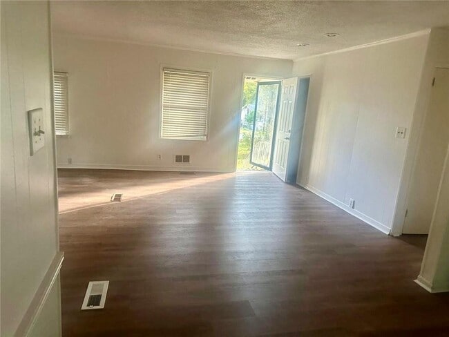 Photo - 2959 Reynolds Dr