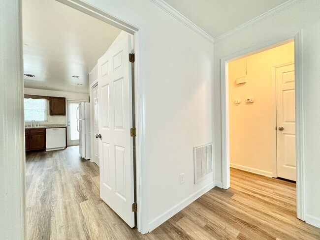 Photo - Outstanding 2BR End Unit Brown Quarters townhome