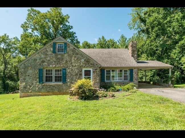 Photo - 511 Homewood Dr