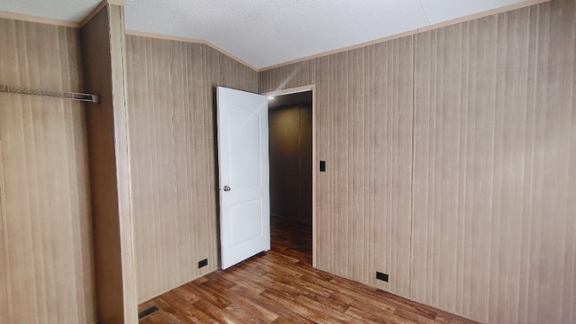 Photo - 4842 SW Topeka Blvd