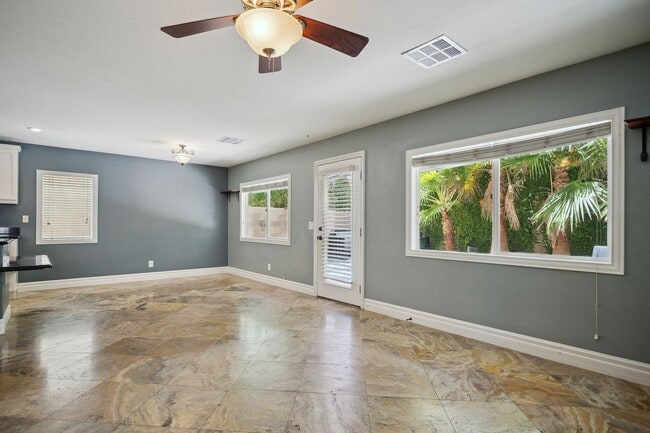 Photo - 187 Wicked Wedge Way