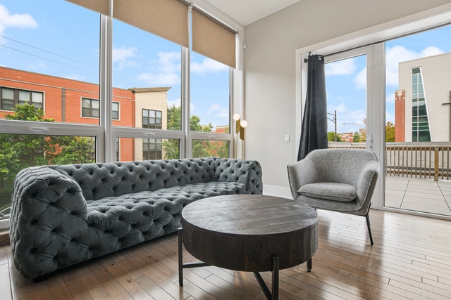 Photo - 943 N Crosby St Unit 306