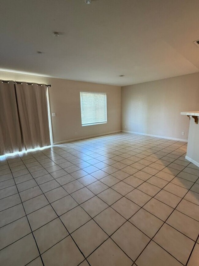 Photo - REDUCED!! 4 Bedroom, 2.5 Bath Home For Rent