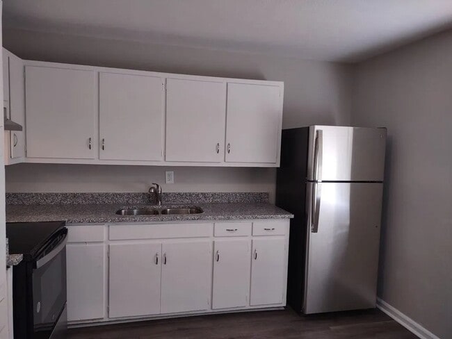 Photo - 1327 Ridgeview Rd