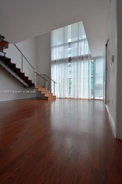 Photo - 90 SW 3rd St