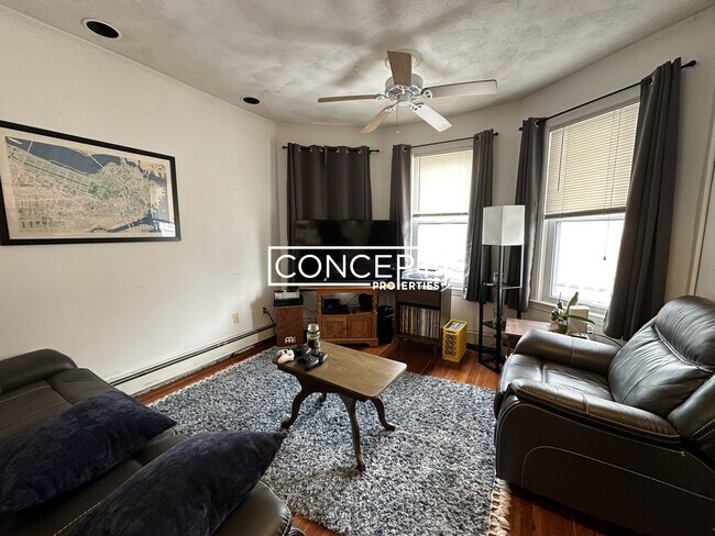 Photo - 58 Mansfield St Unit 2