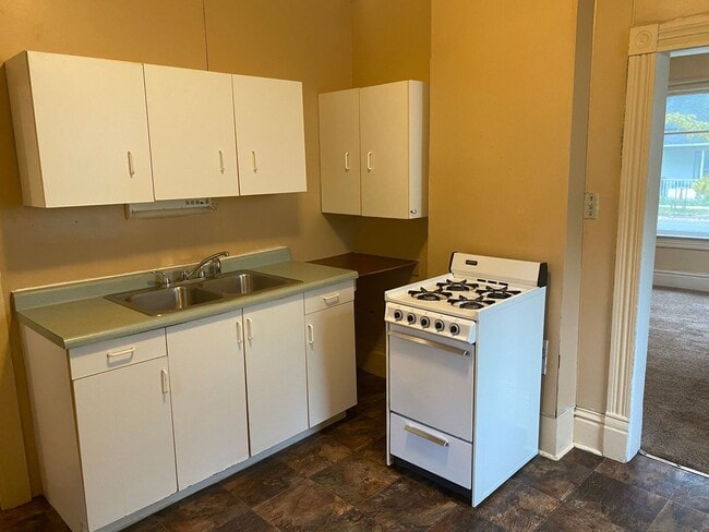 Photo - 614 Humboldt Ave Unit 614 1/2