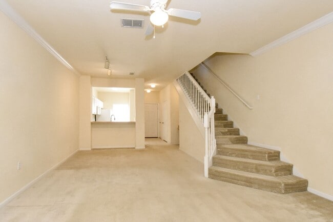 4934 NW 43rd Ave