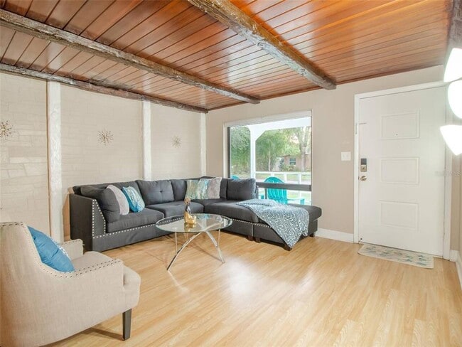Photo - 1245 Catalpa Ln Unidad 1
