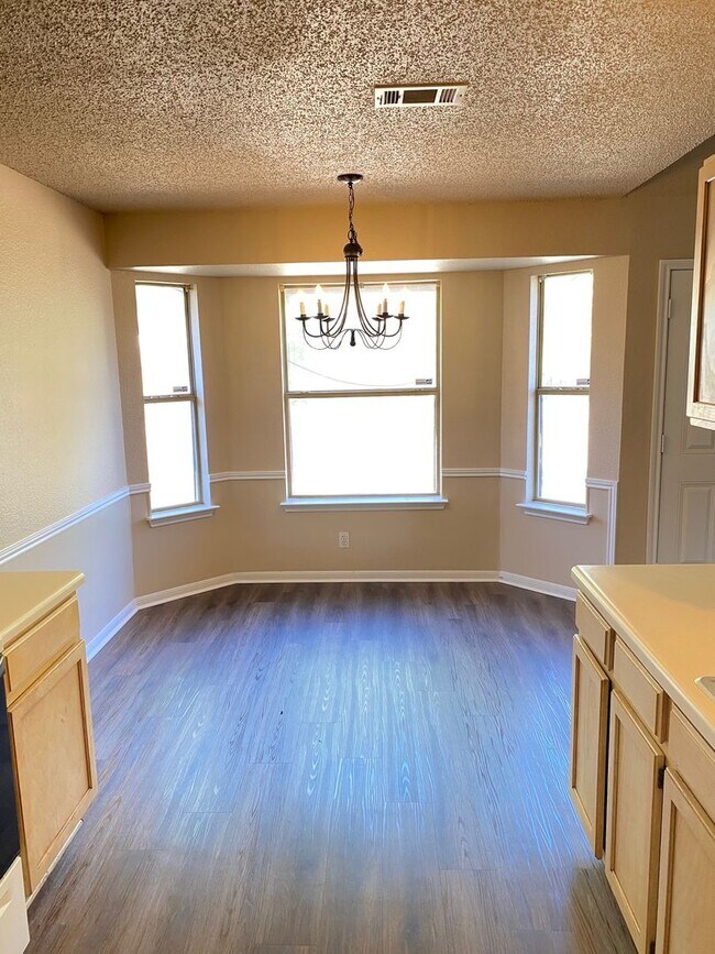 Photo - Charming 3 bedroom 2 bath home in Killeen!!